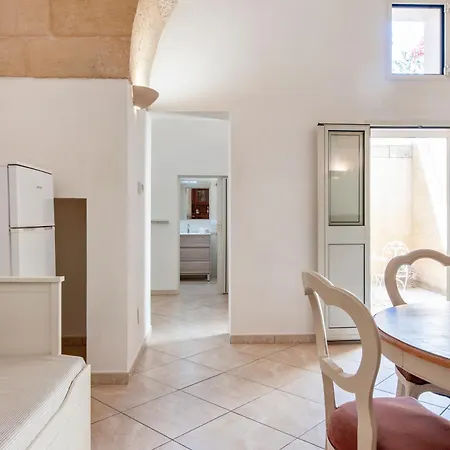 Domus Aviae - No Ztl