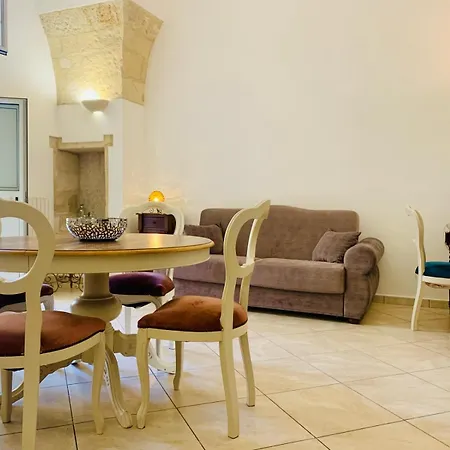 Domus Aviae - No Ztl Holiday home