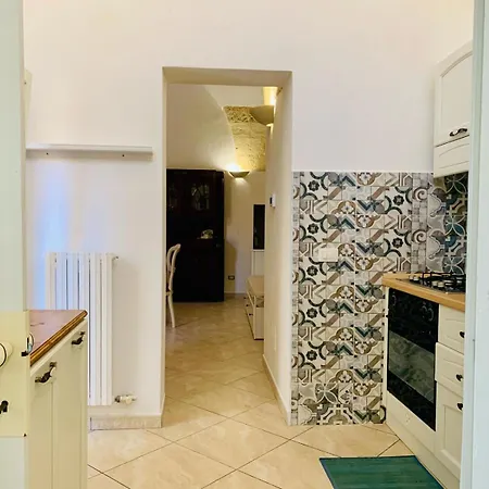 Holiday home Domus Aviae - No Ztl